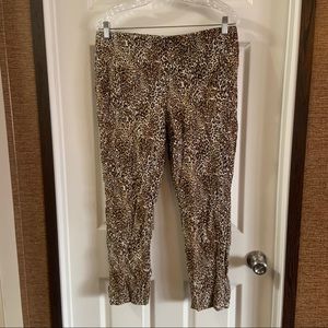 Chico’s Tan Cheetah Print Elastic Waist Crop Pants sz 10